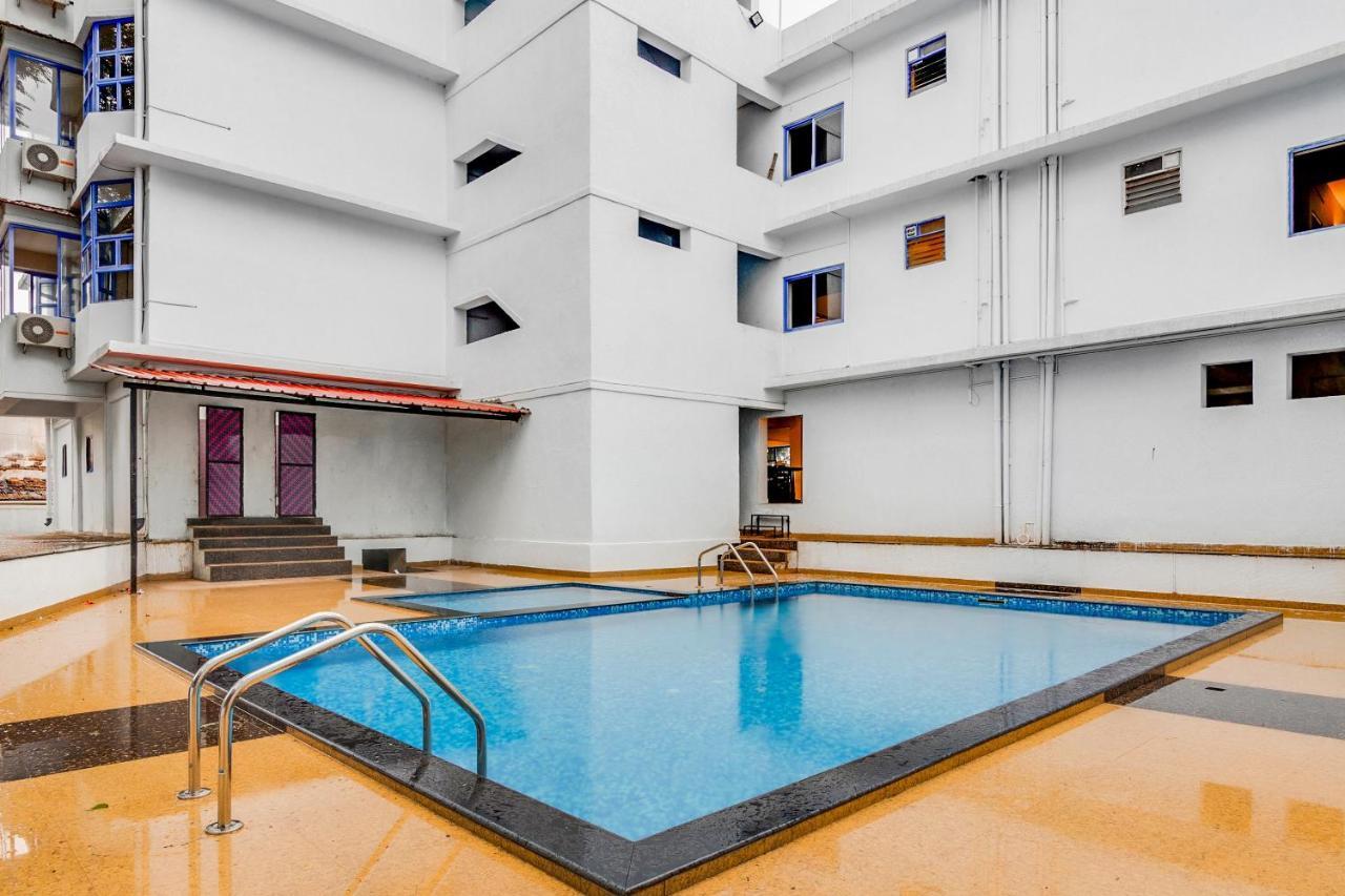 Collection O Aqualura Verem Rd Екстер'єр фото