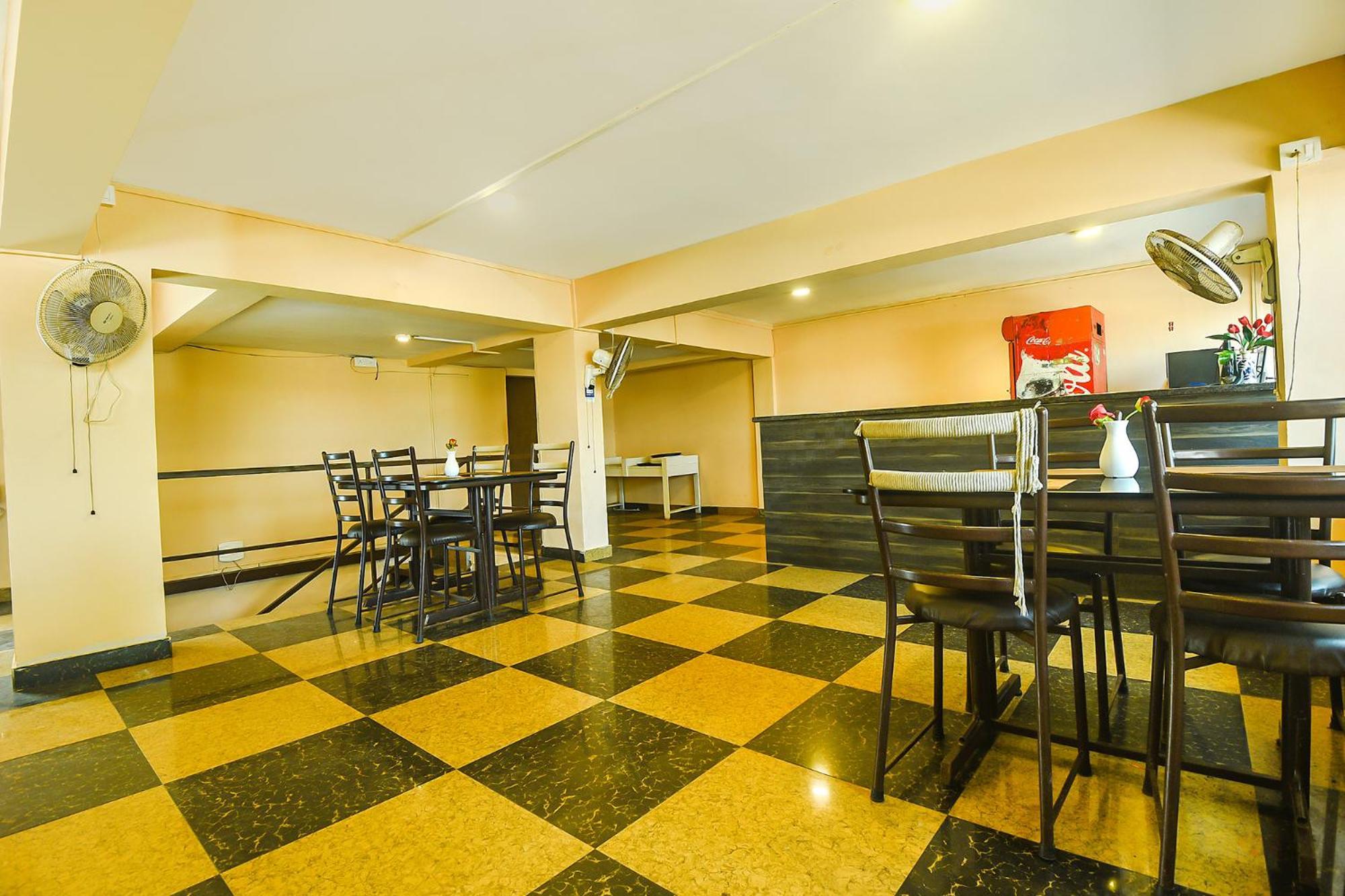 Collection O Aqualura Verem Rd Екстер'єр фото